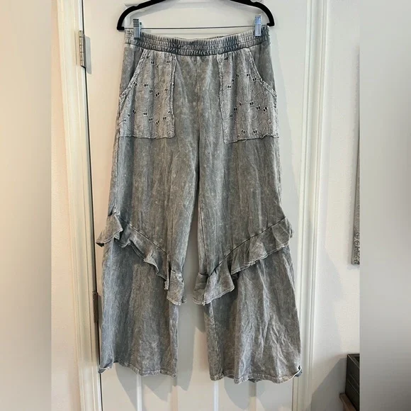 Women’s Wide Leg Ruffle Pants in Washed Gray - Picture 1 of 9